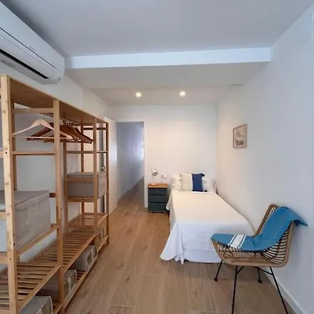 Piso Con Mucho Encanto * 데니아